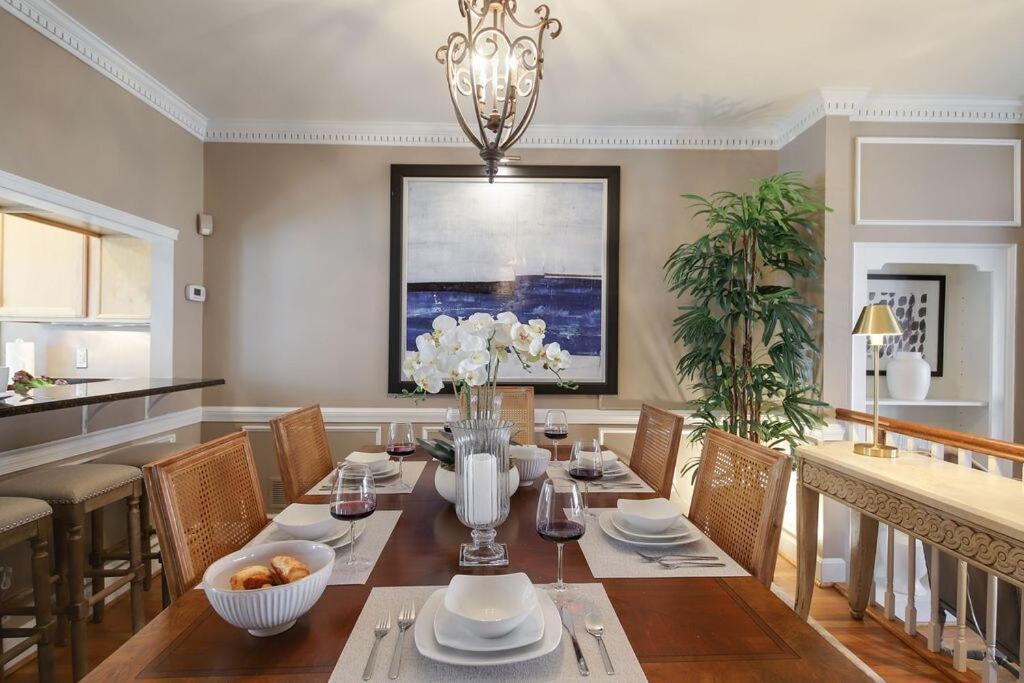 The Lafayette Villa อเล็กซานเดรีย ภายนอก รูปภาพ
